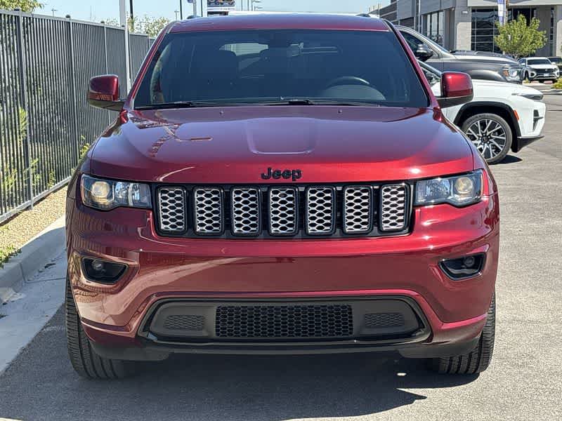 Thumbnail: 2022 Jeep Grand Cherokee - 3