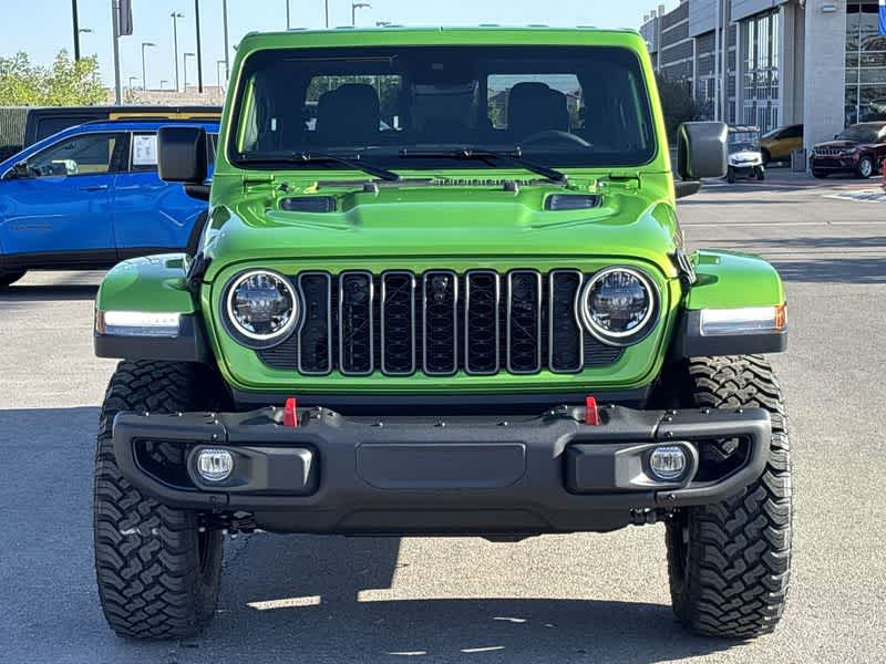 Thumbnail: 2025 Jeep Gladiator - 3