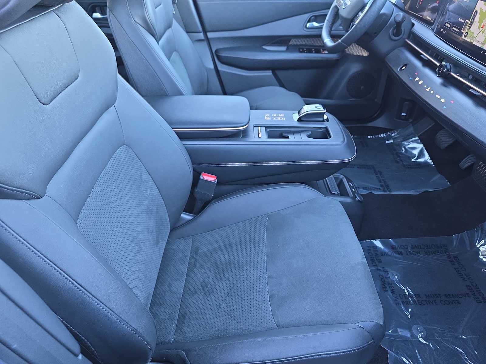 Thumbnail: 2023 Nissan Ariya - 18