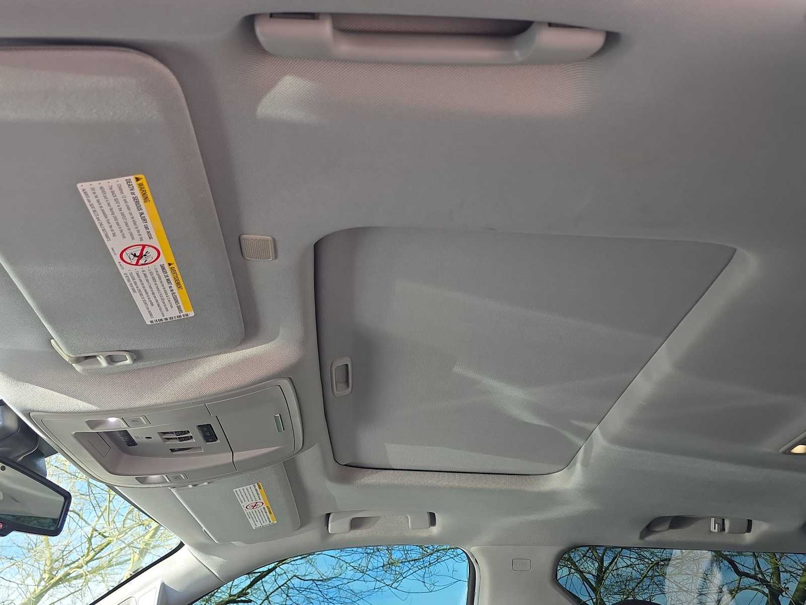 Thumbnail: 2019 Chevrolet Silverado 3500 - 32