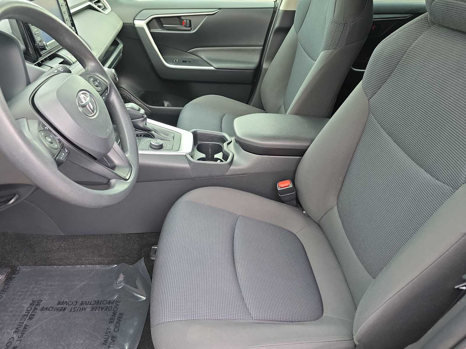 Thumbnail: 2021 Toyota RAV4 - 15