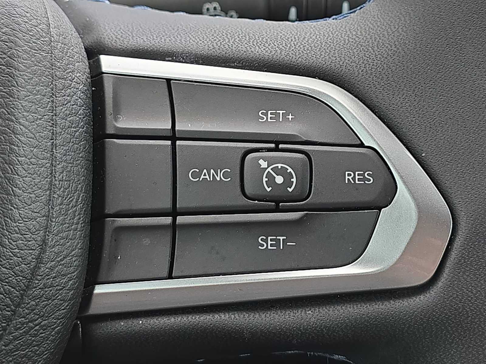 Thumbnail: 2022 Jeep Compass - 28