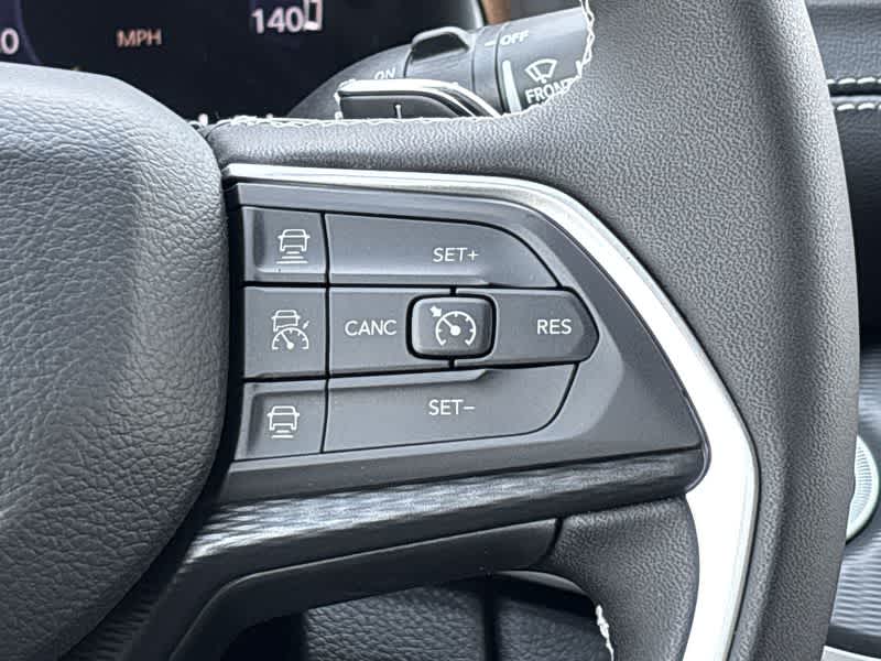 Thumbnail: 2025 Jeep Grand Cherokee L - 27
