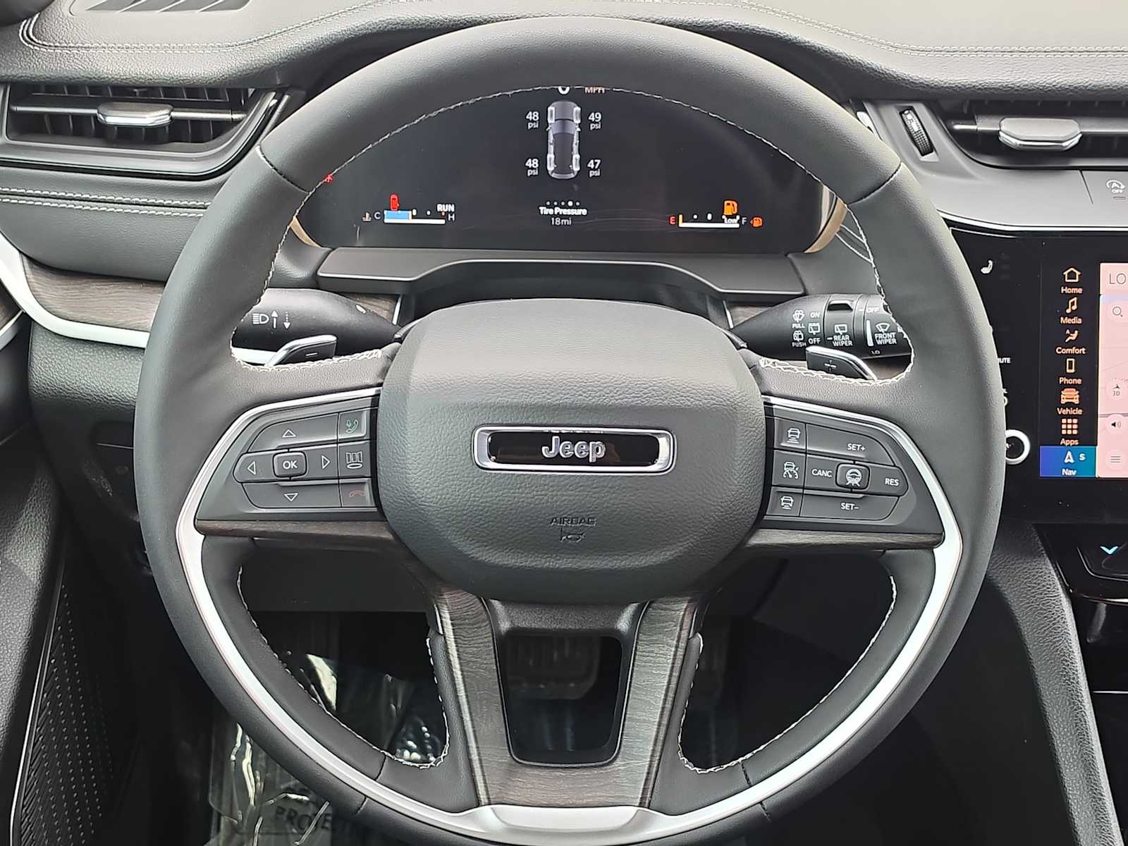 Thumbnail: 2026 Jeep Grand Cherokee - 19