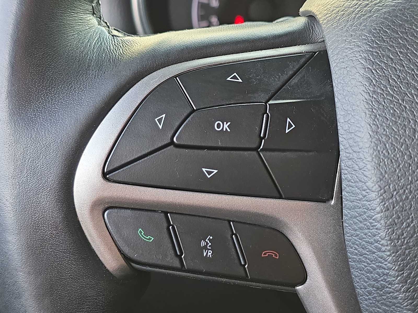 Thumbnail: 2022 Jeep Grand Cherokee - 26