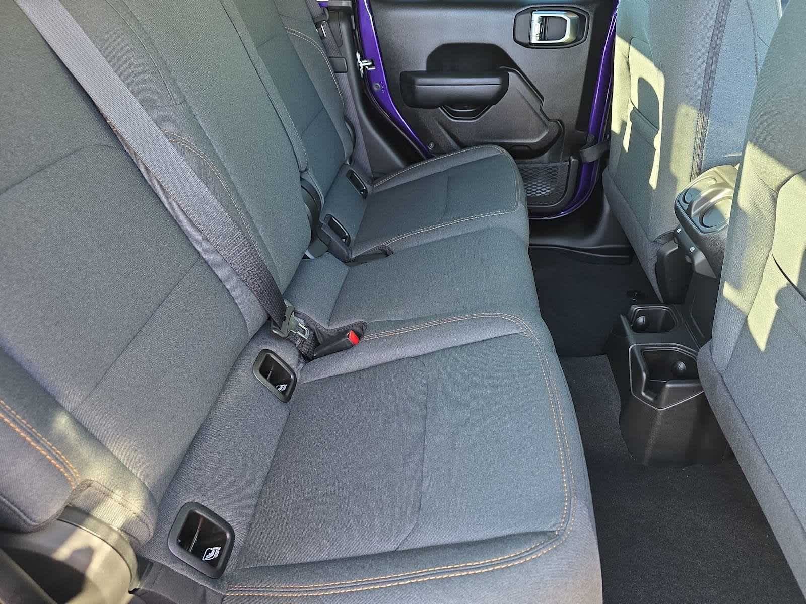 Thumbnail: 2026 Jeep Gladiator - 17