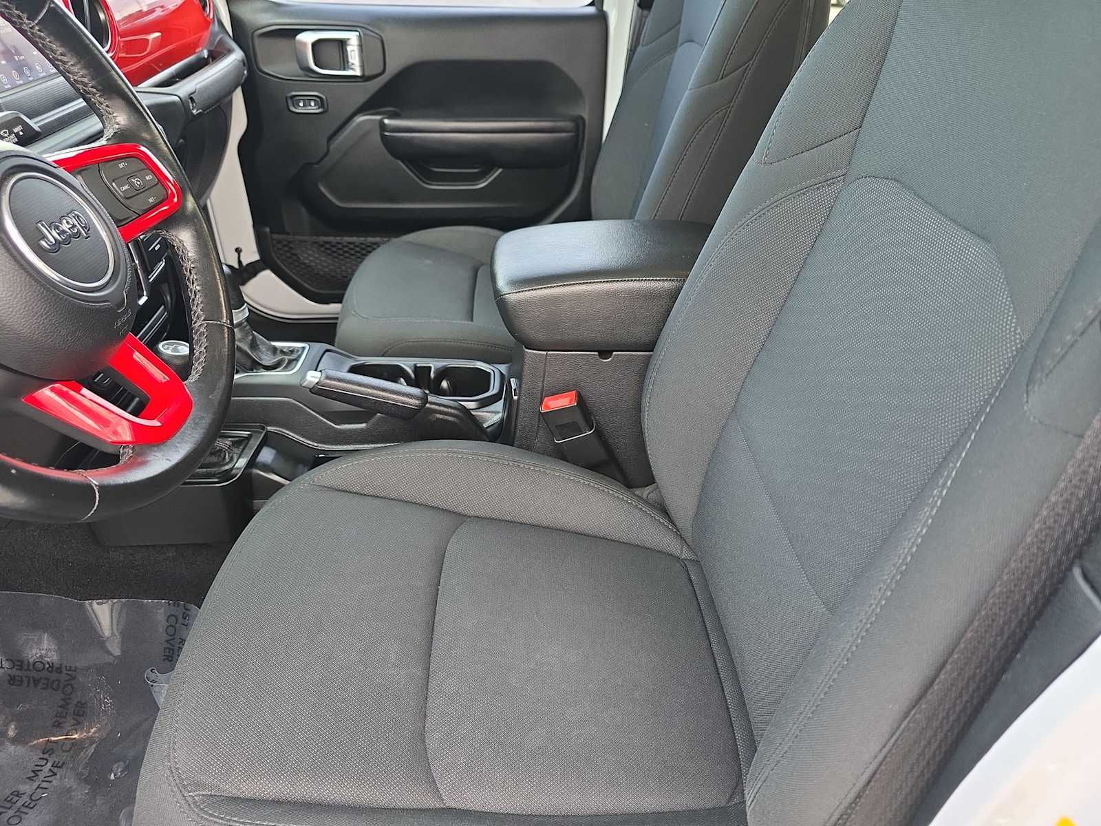 Thumbnail: 2021 Jeep Gladiator - 14