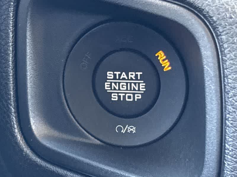 Thumbnail: 2025 Jeep Gladiator - 24