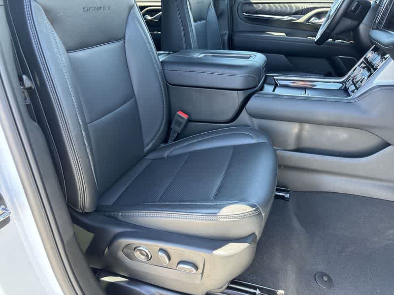 2024 GMC Yukon XL Denali 18