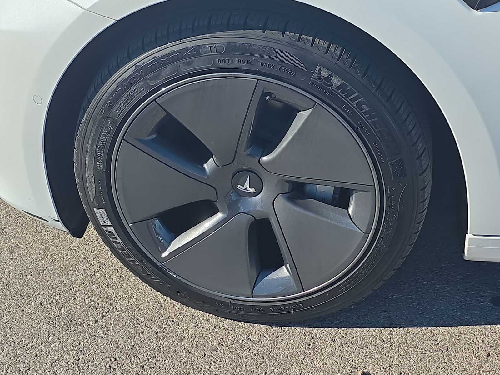 Thumbnail: 2022 Tesla Model 3 - 12