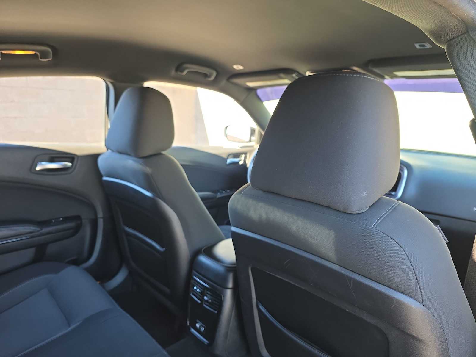 Thumbnail: 2018 Dodge Charger - 16