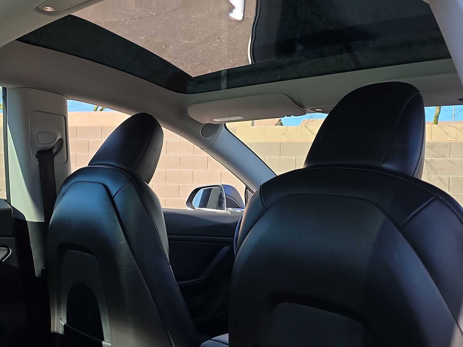 Thumbnail: 2020 Tesla Model 3 - 16