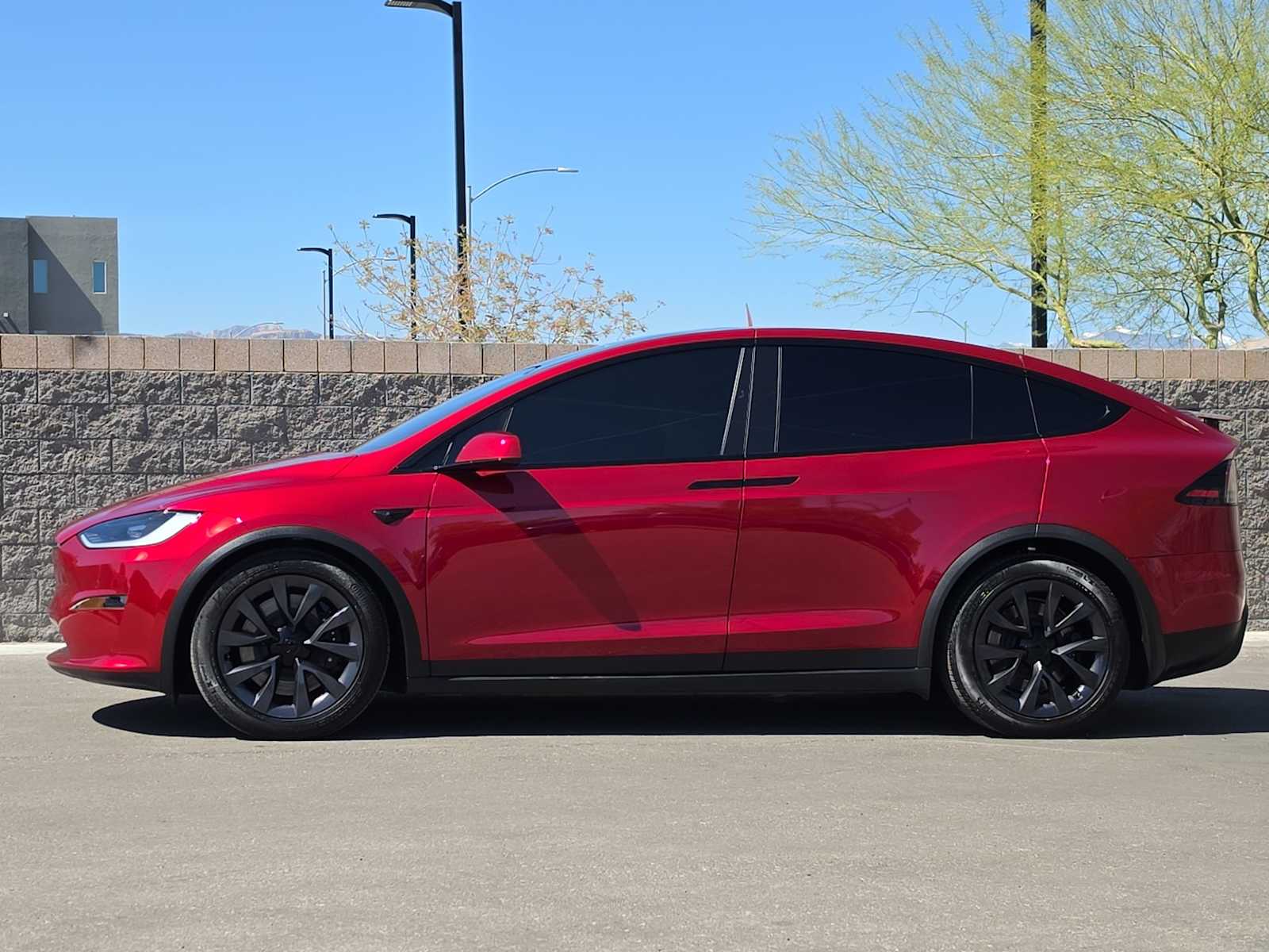 Thumbnail: 2024 Tesla Model X - 6