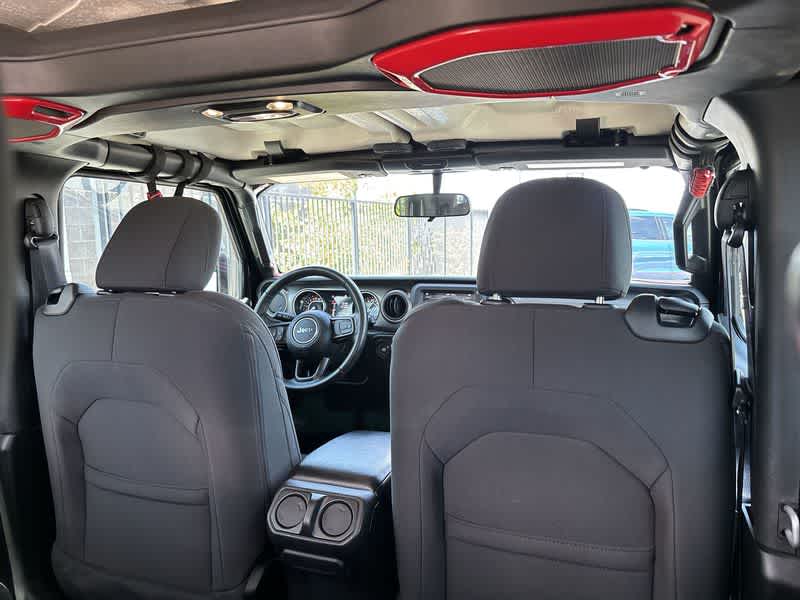 Thumbnail: 2022 Jeep Wrangler - 16