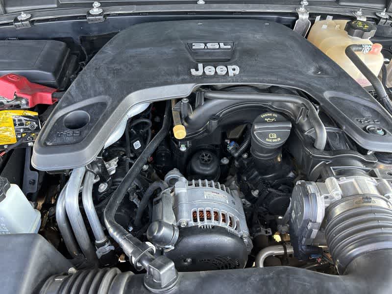 Thumbnail: 2021 Jeep Gladiator - 13