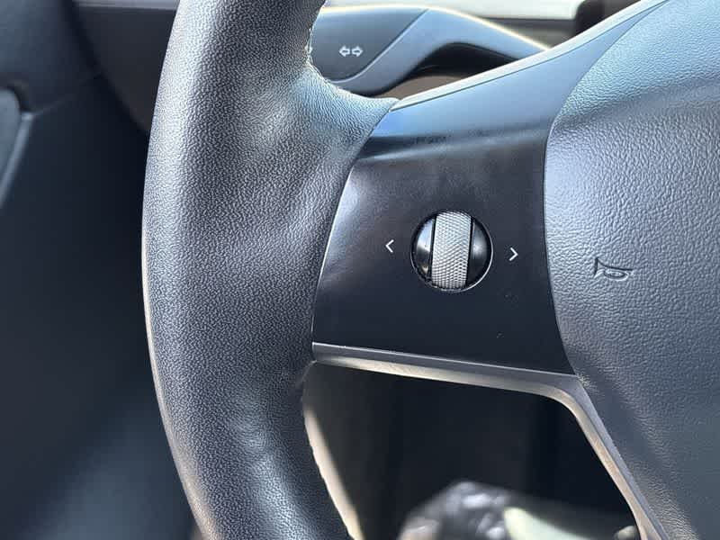 Thumbnail: 2021 Tesla Model Y - 29