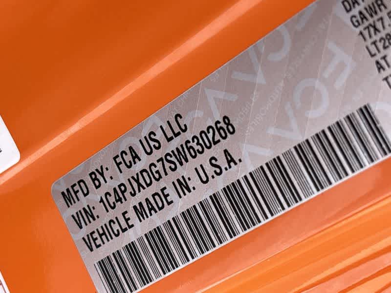 Thumbnail: 2025 Jeep Wrangler - 25