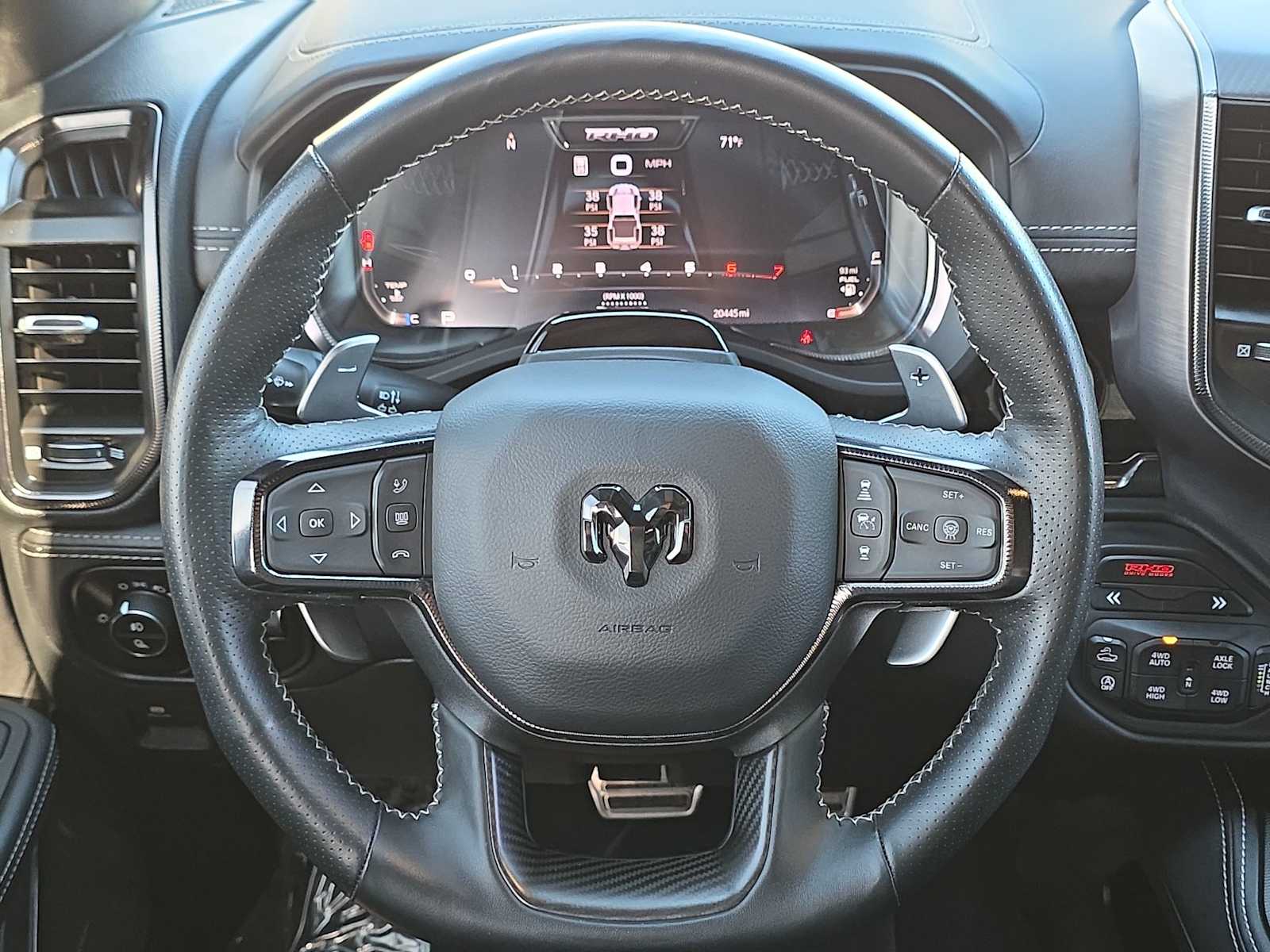 Thumbnail: 2025 RAM 1500 - 19