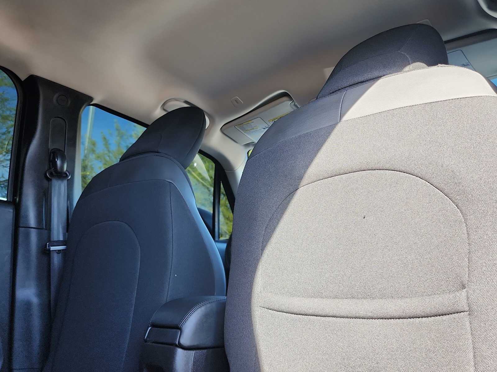 Thumbnail: 2020 Jeep Renegade - 16