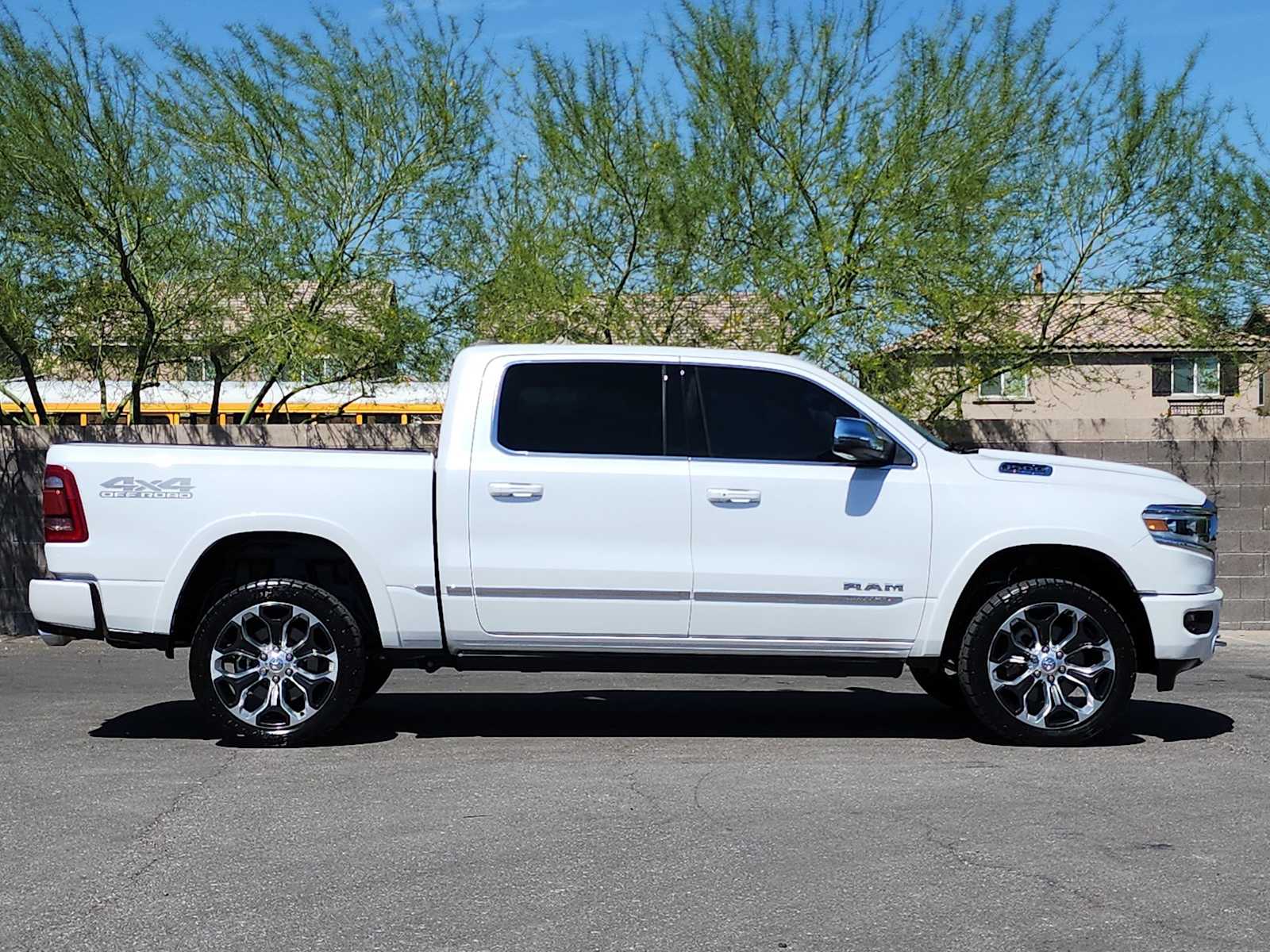 Thumbnail: 2023 RAM 1500 - 10
