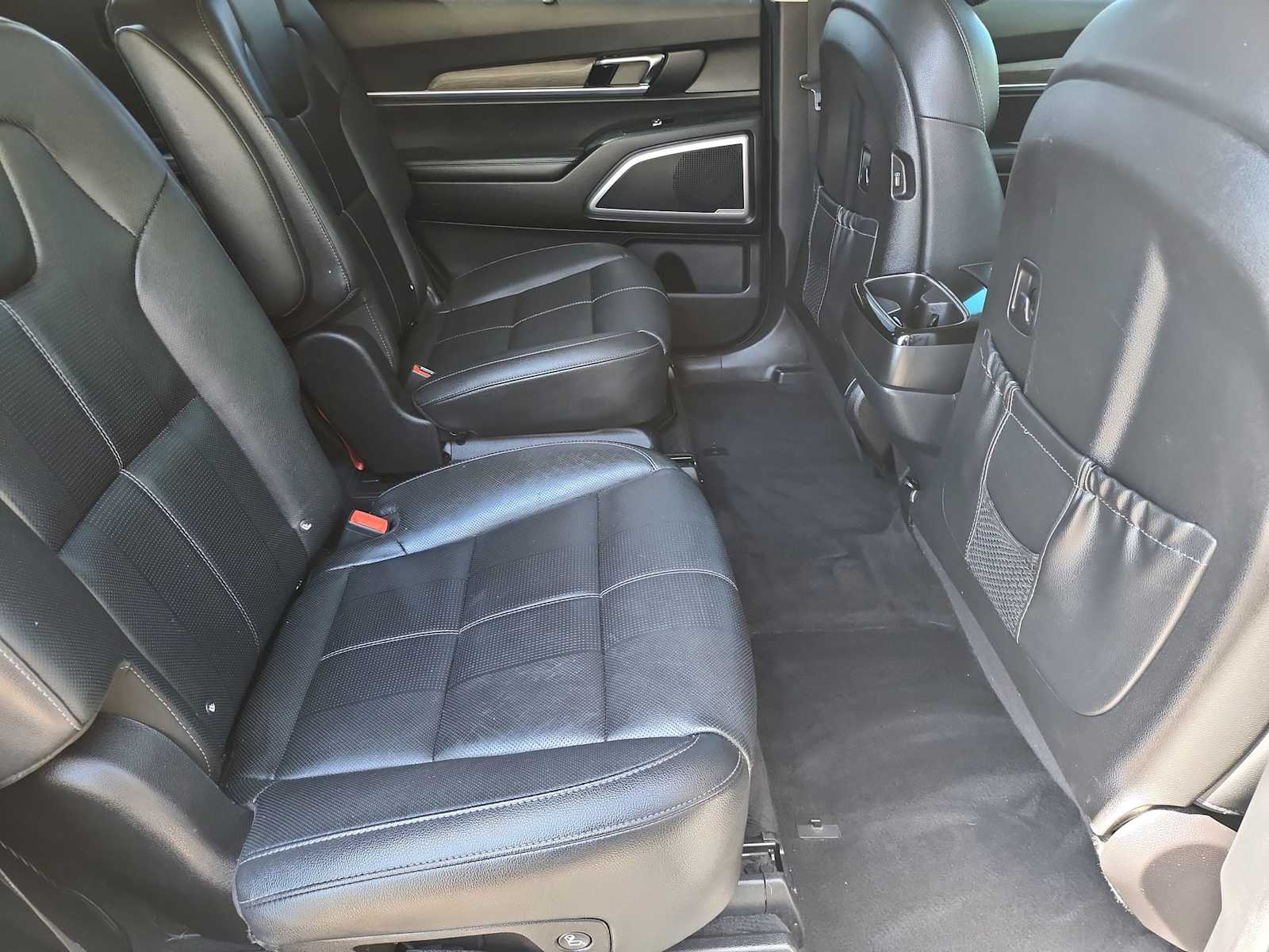 Thumbnail: 2021 Kia Telluride - 17