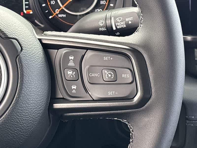 Thumbnail: 2025 Jeep Gladiator - 28