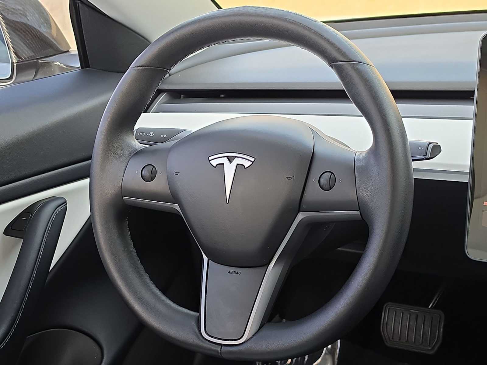 Thumbnail: 2020 Tesla Model 3 - 19