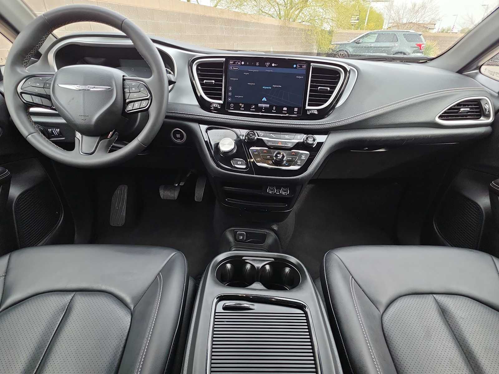 Thumbnail: 2024 Chrysler Pacifica - 14