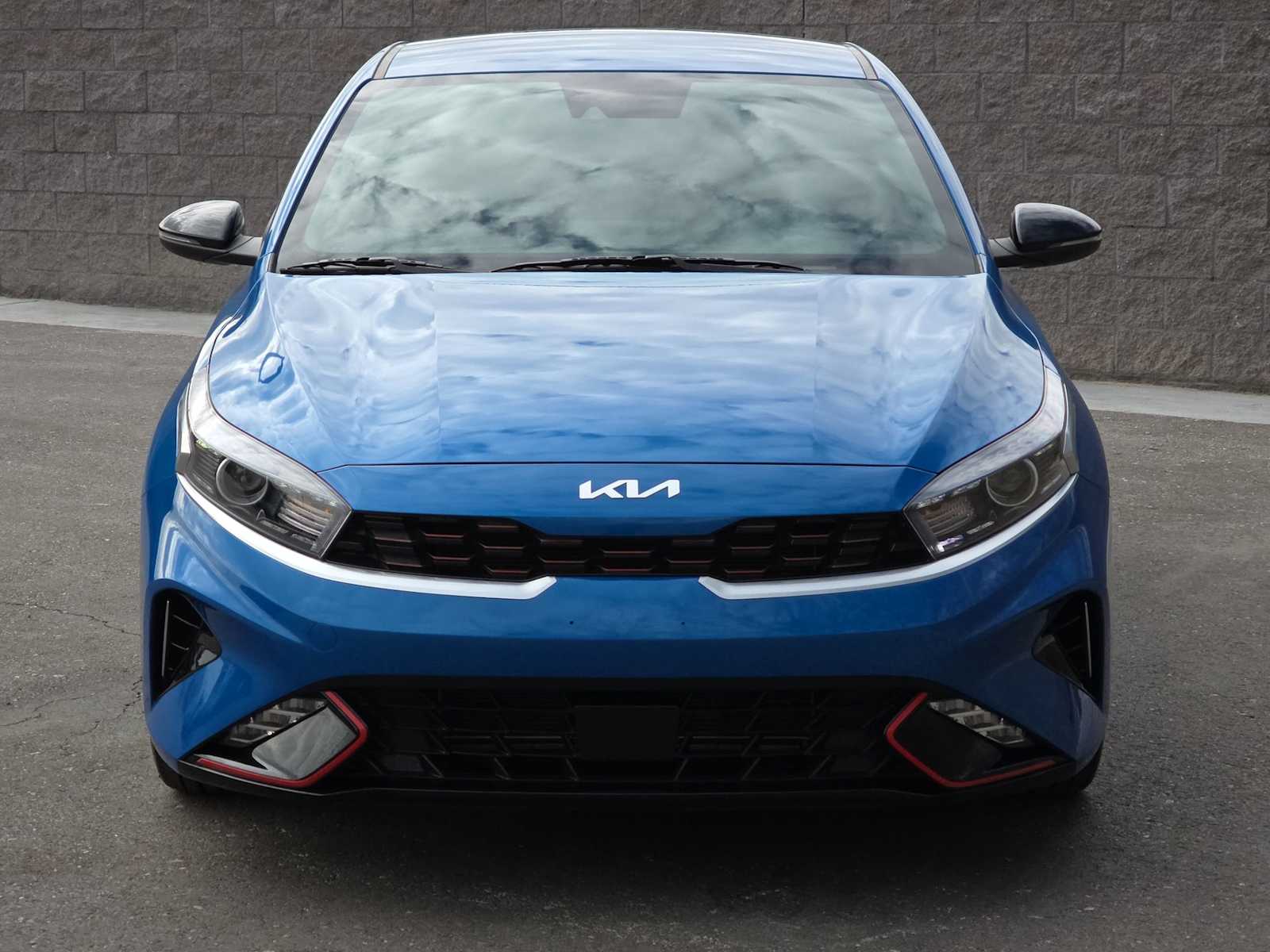 Thumbnail: 2024 Kia Forte - 4
