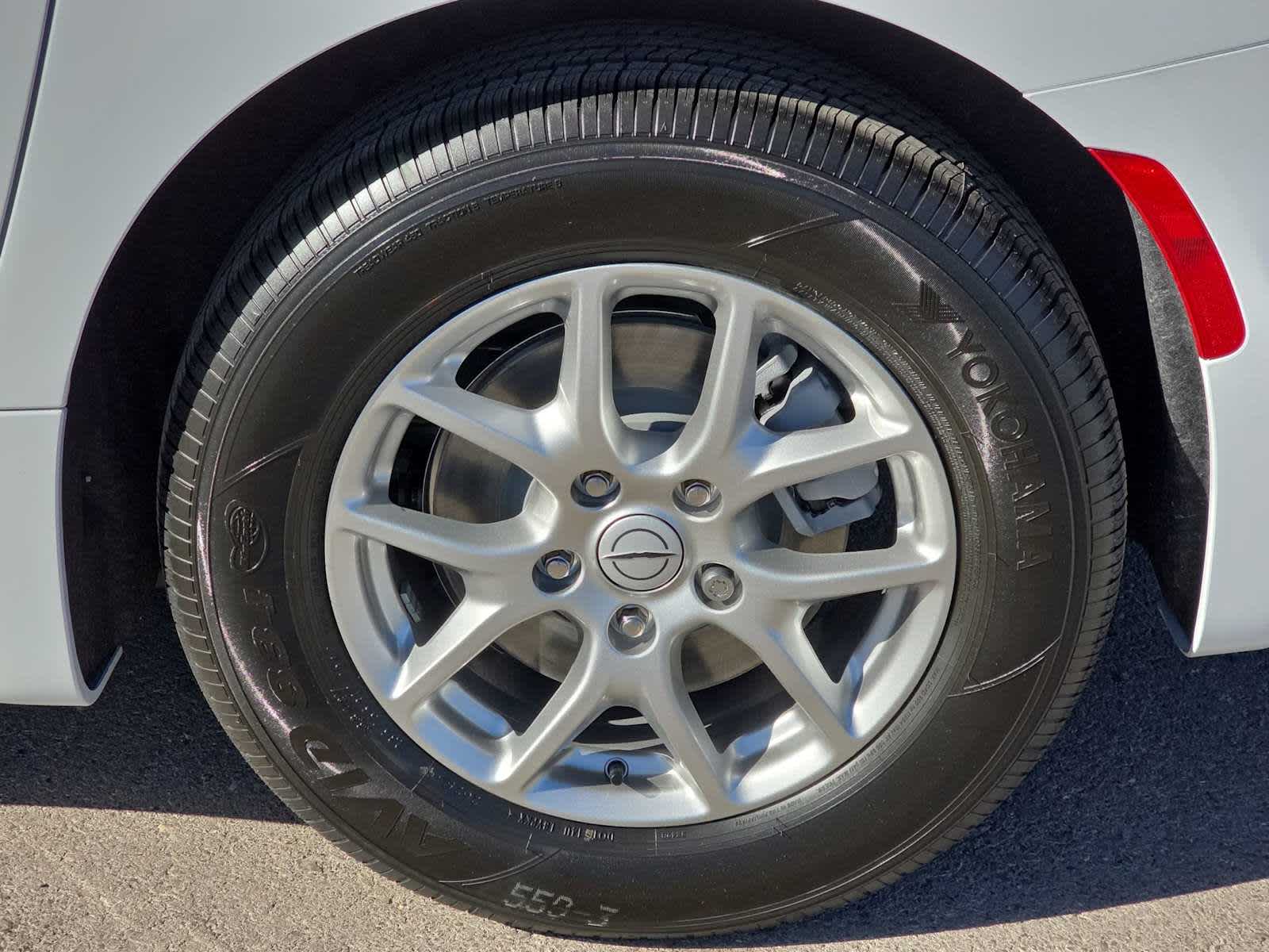 Thumbnail: 2026 Chrysler Voyager - 17