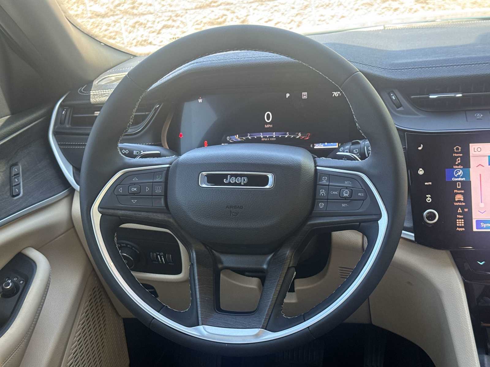 Thumbnail: 2026 Jeep Grand Cherokee L - 19