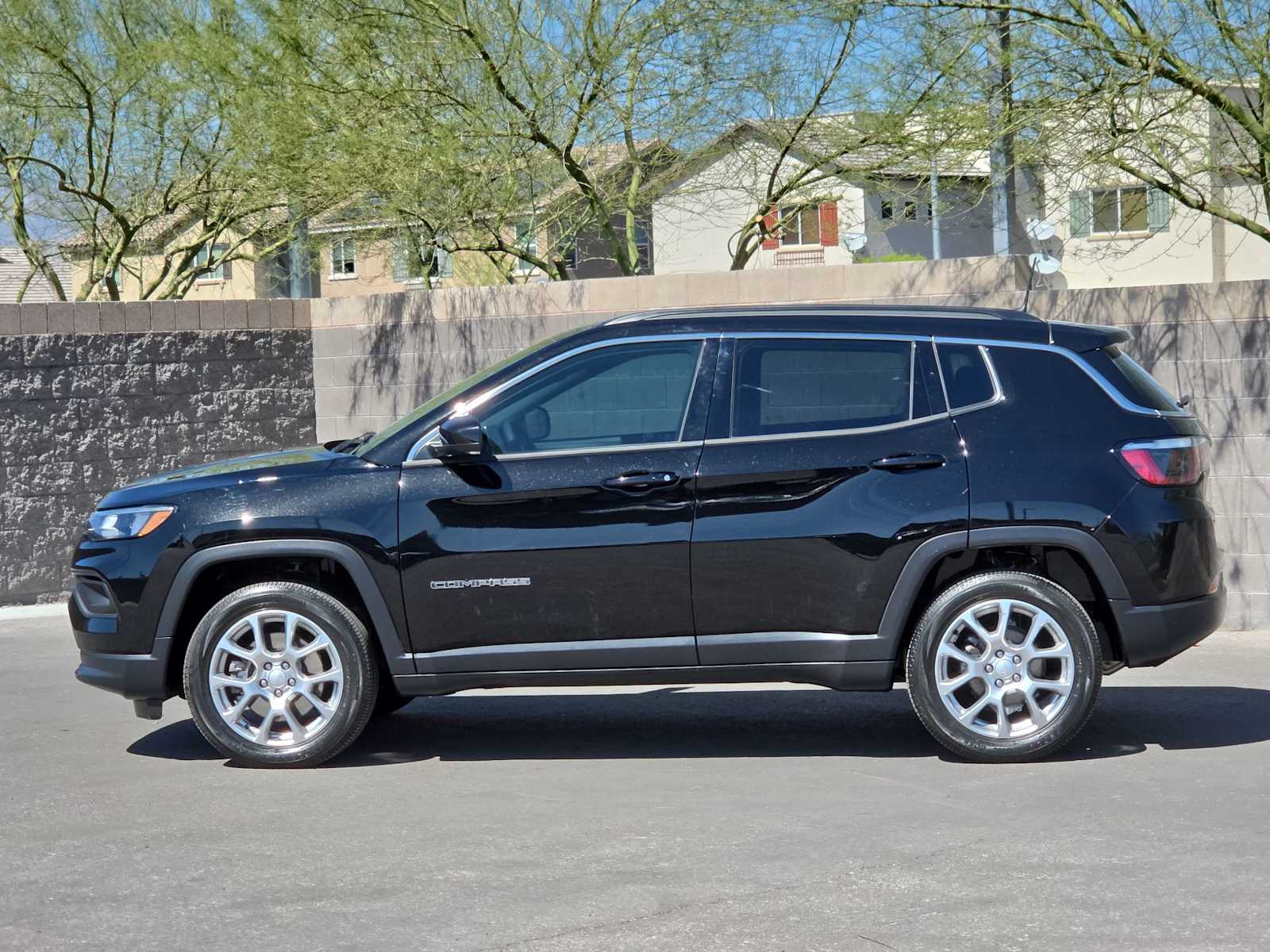 Thumbnail: 2024 Jeep Compass - 6