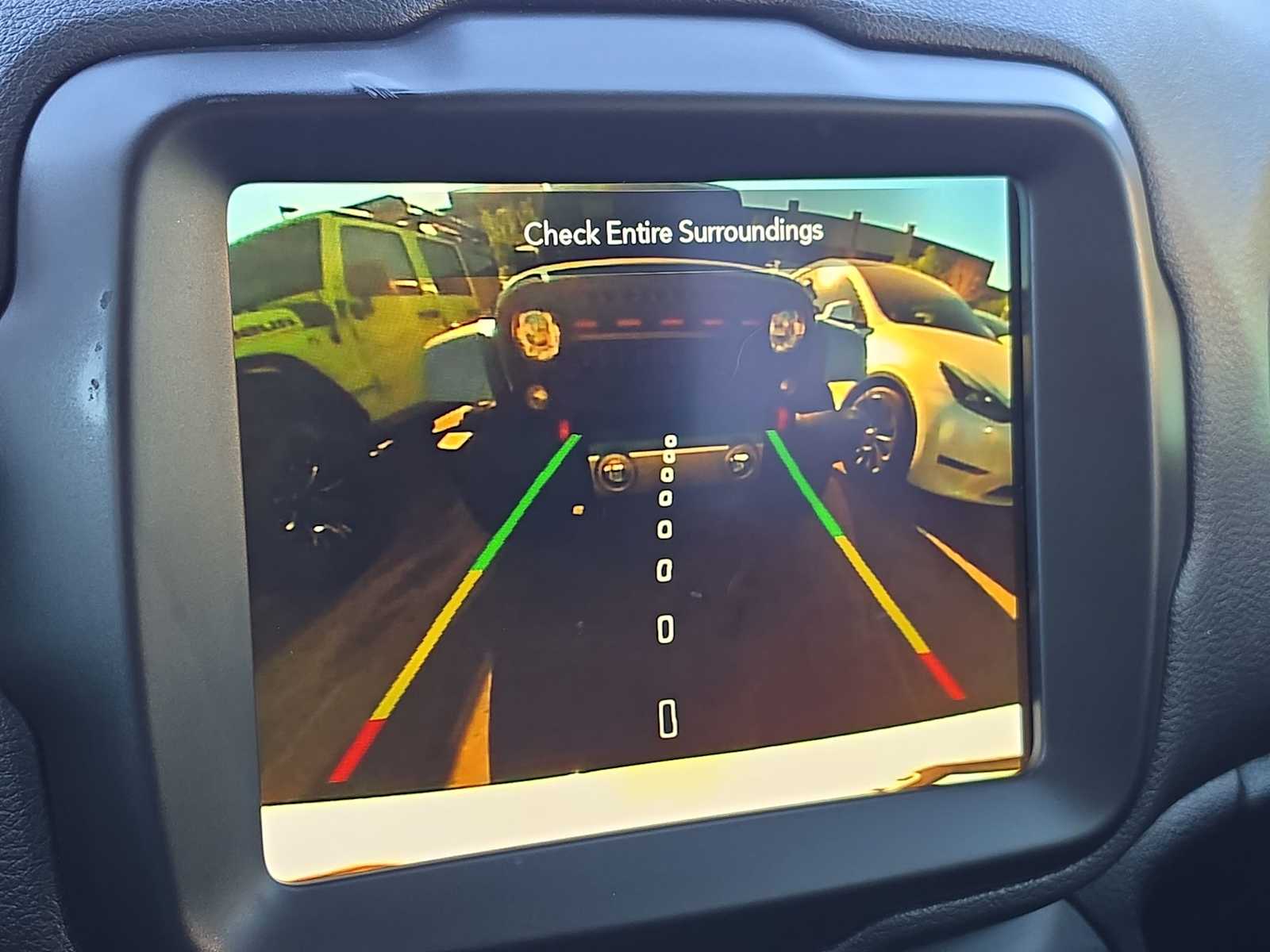 Thumbnail: 2023 Jeep Renegade - 25