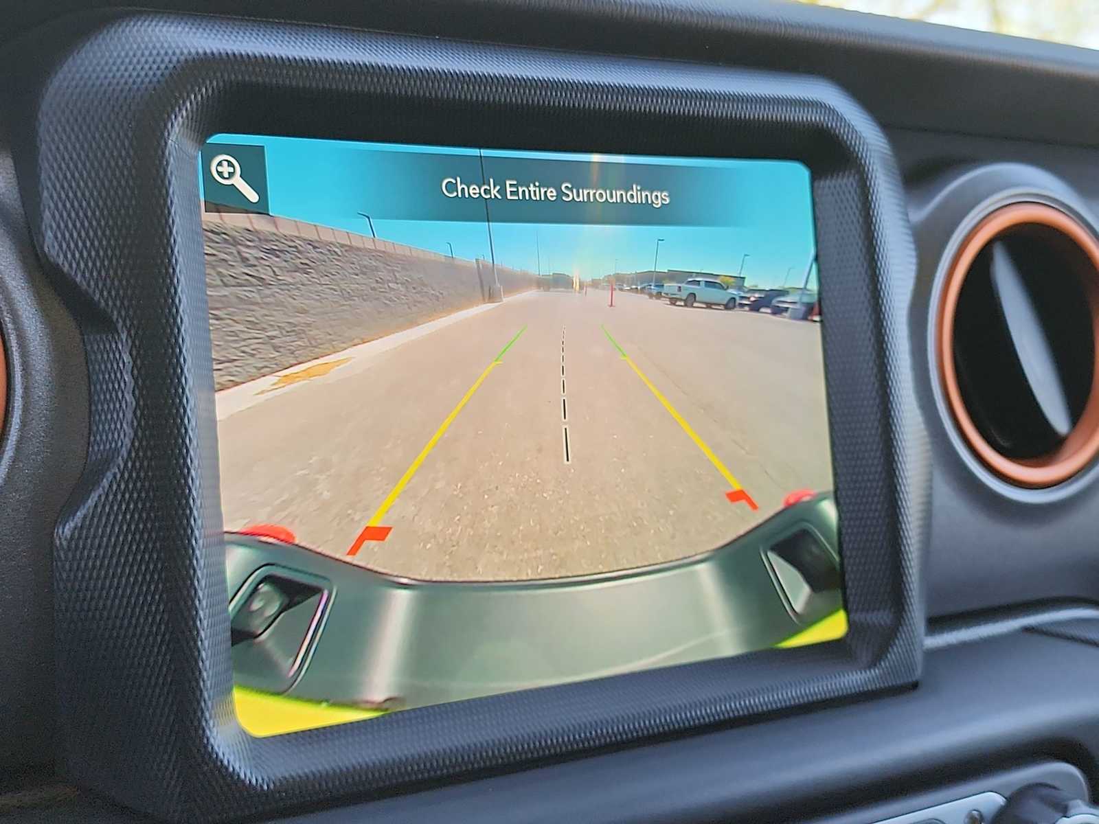 Thumbnail: 2023 Jeep Gladiator - 26