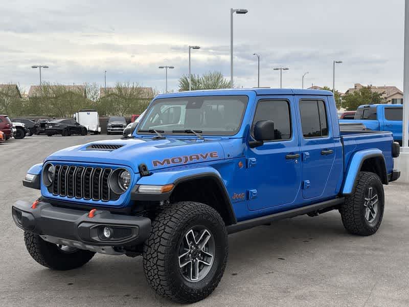 Thumbnail: 2025 Jeep Gladiator - 4