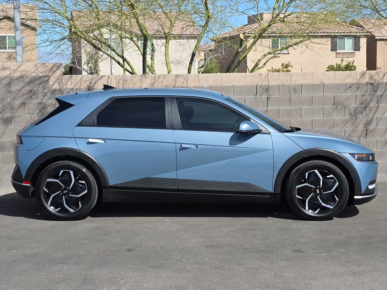 Thumbnail: 2024 Hyundai Ioniq 5 - 10