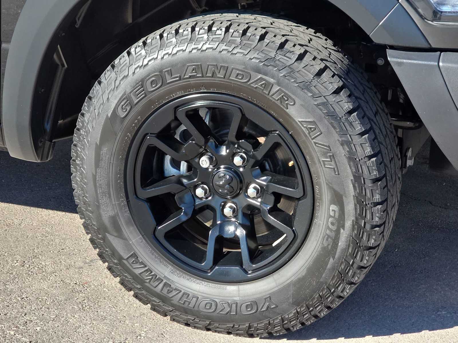 Thumbnail: 2022 RAM 1500 Classic - 12