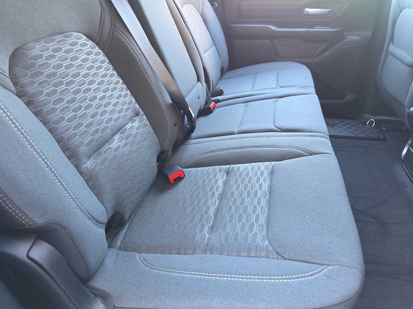 Thumbnail: 2026 RAM 1500 - 17