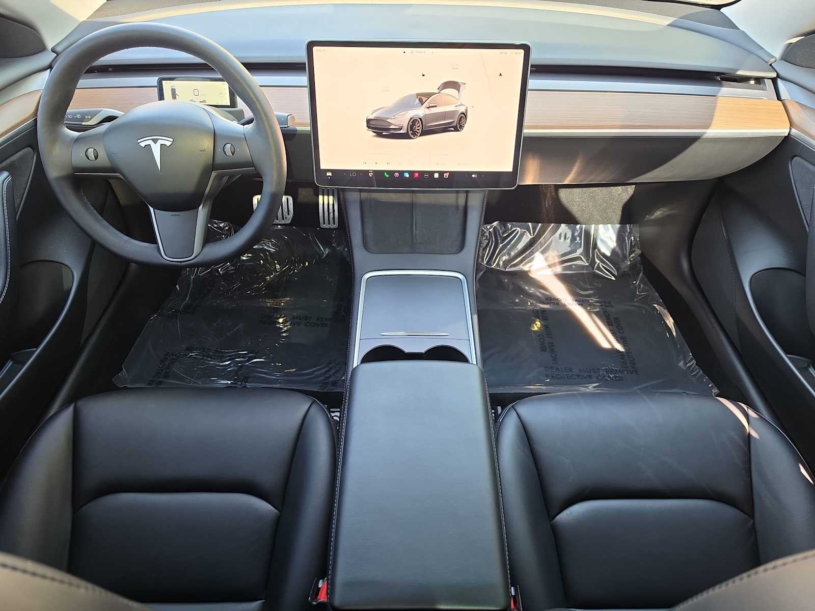 Thumbnail: 2022 Tesla Model 3 - 14