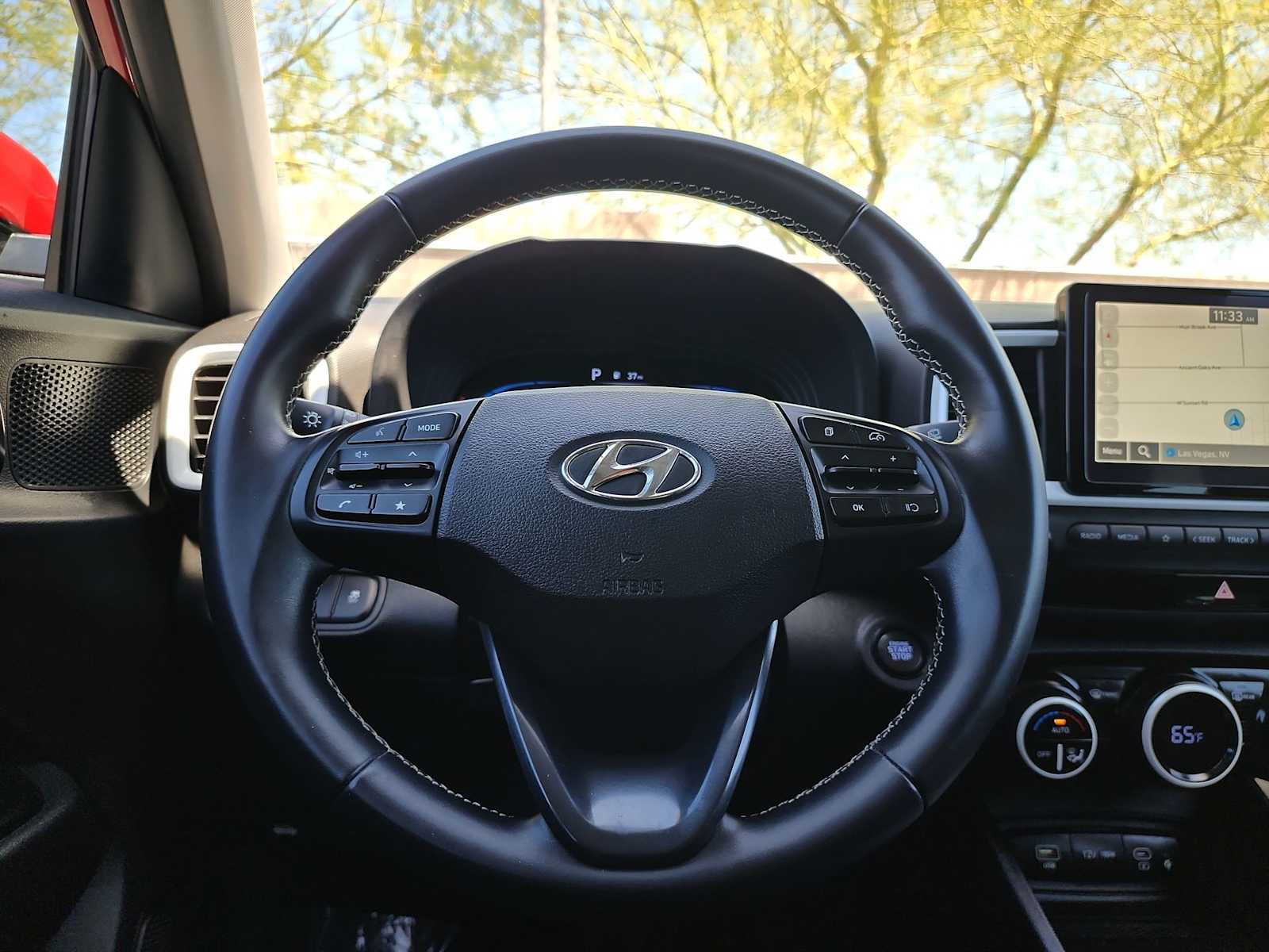 Thumbnail: 2023 Hyundai Venue - 19
