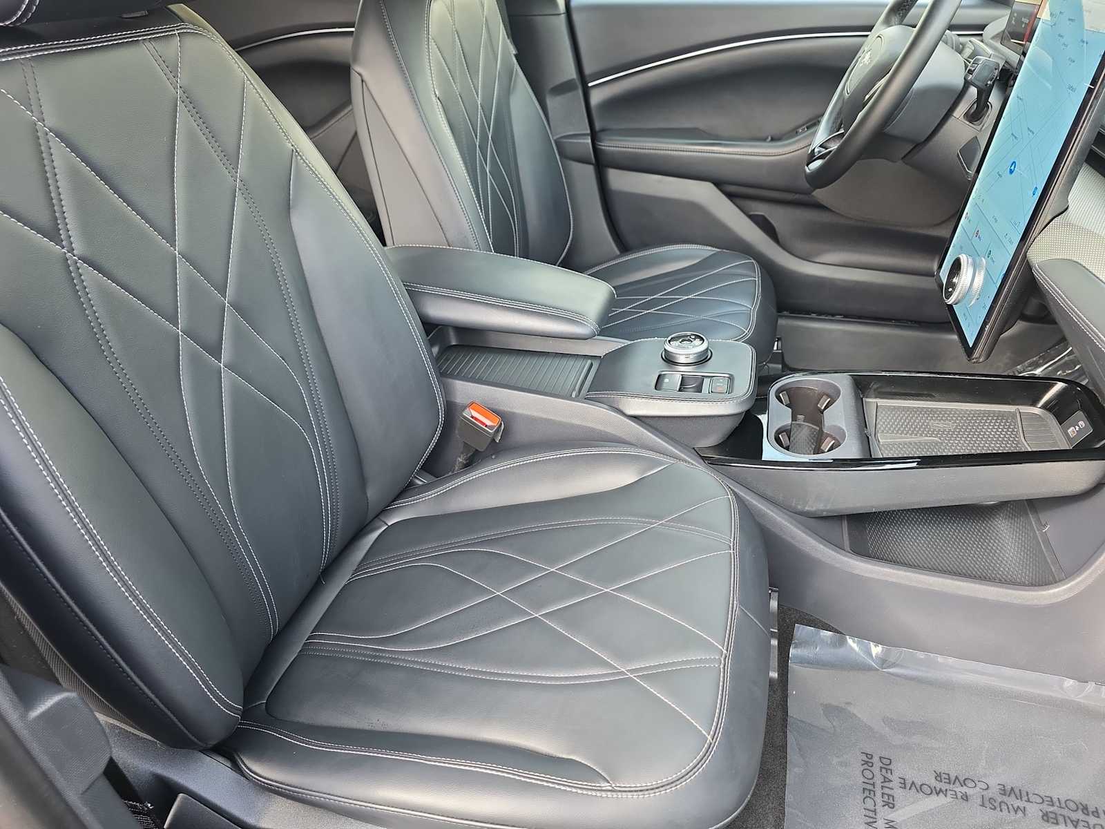 Thumbnail: 2022 Ford Mustang Mach-E - 18