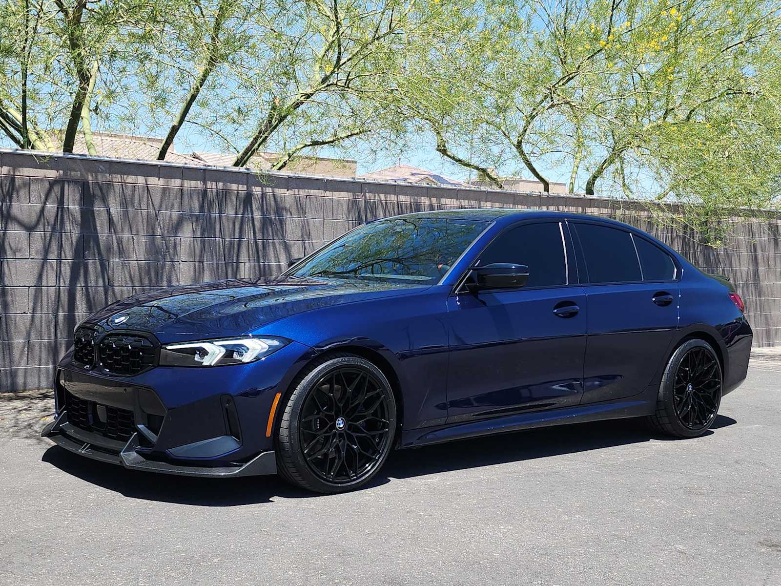 Thumbnail: 2025 BMW 3 Series - 4