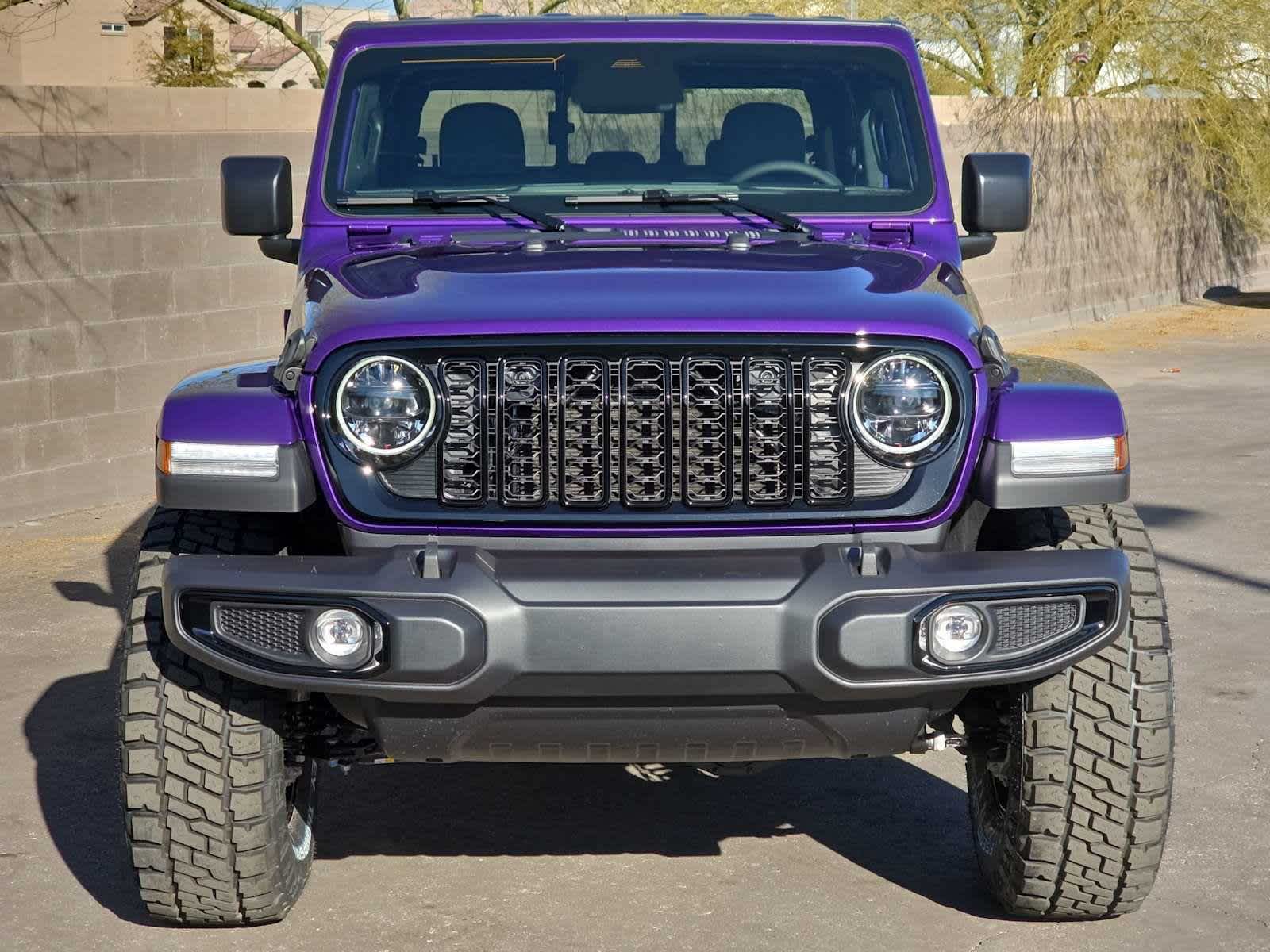 Thumbnail: 2026 Jeep Gladiator - 4