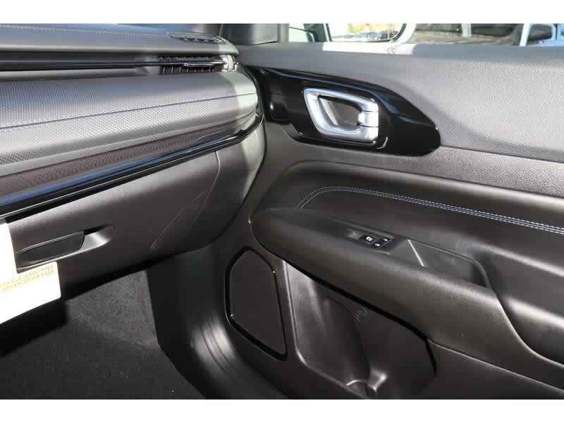 Thumbnail: 2025 Jeep Compass - 19