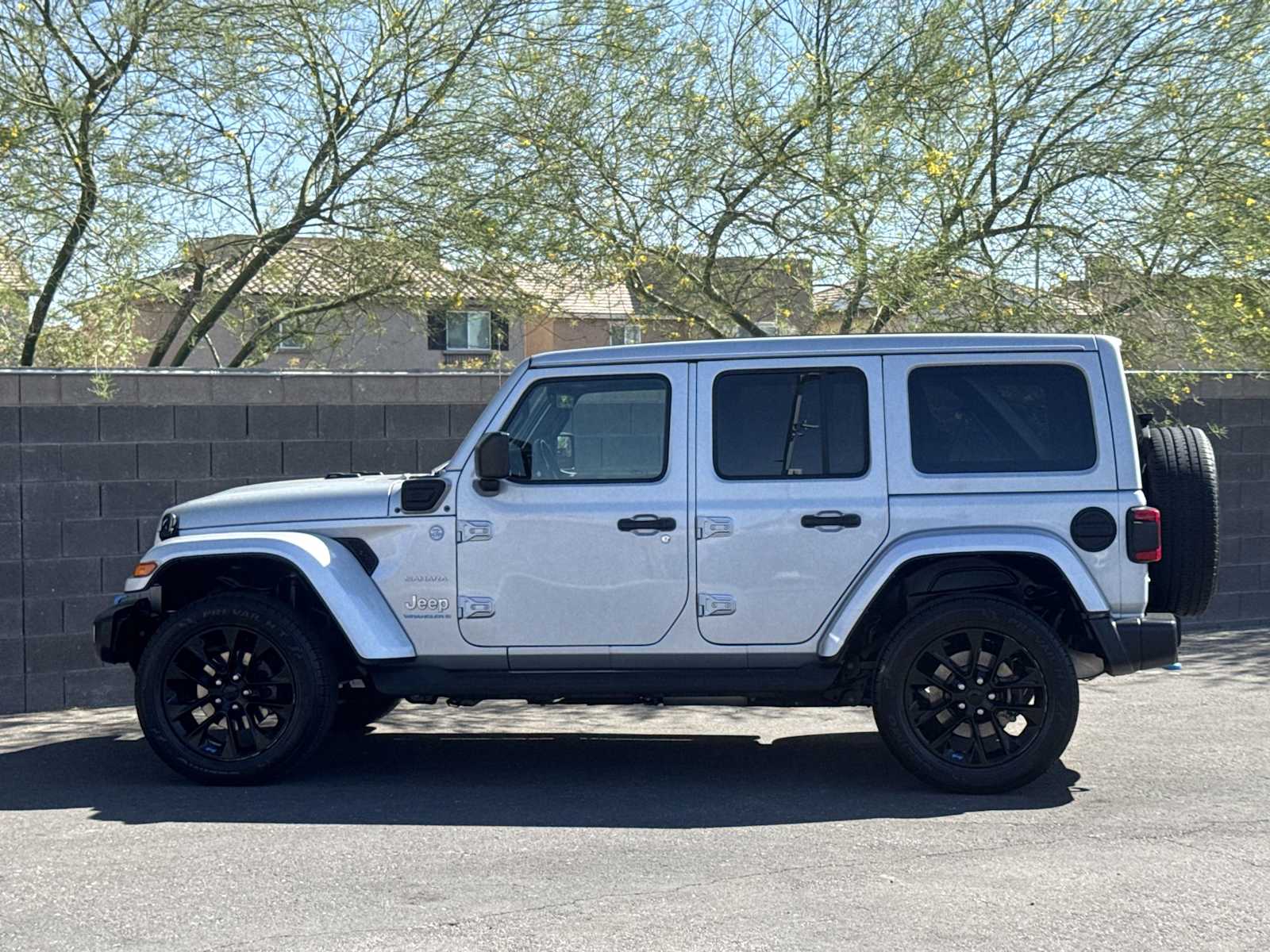 Thumbnail: 2023 Jeep Wrangler - 4