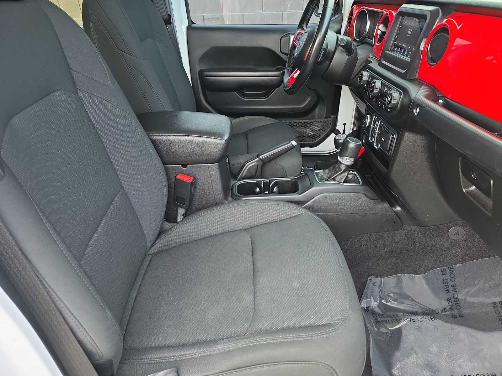 Thumbnail: 2021 Jeep Gladiator - 17