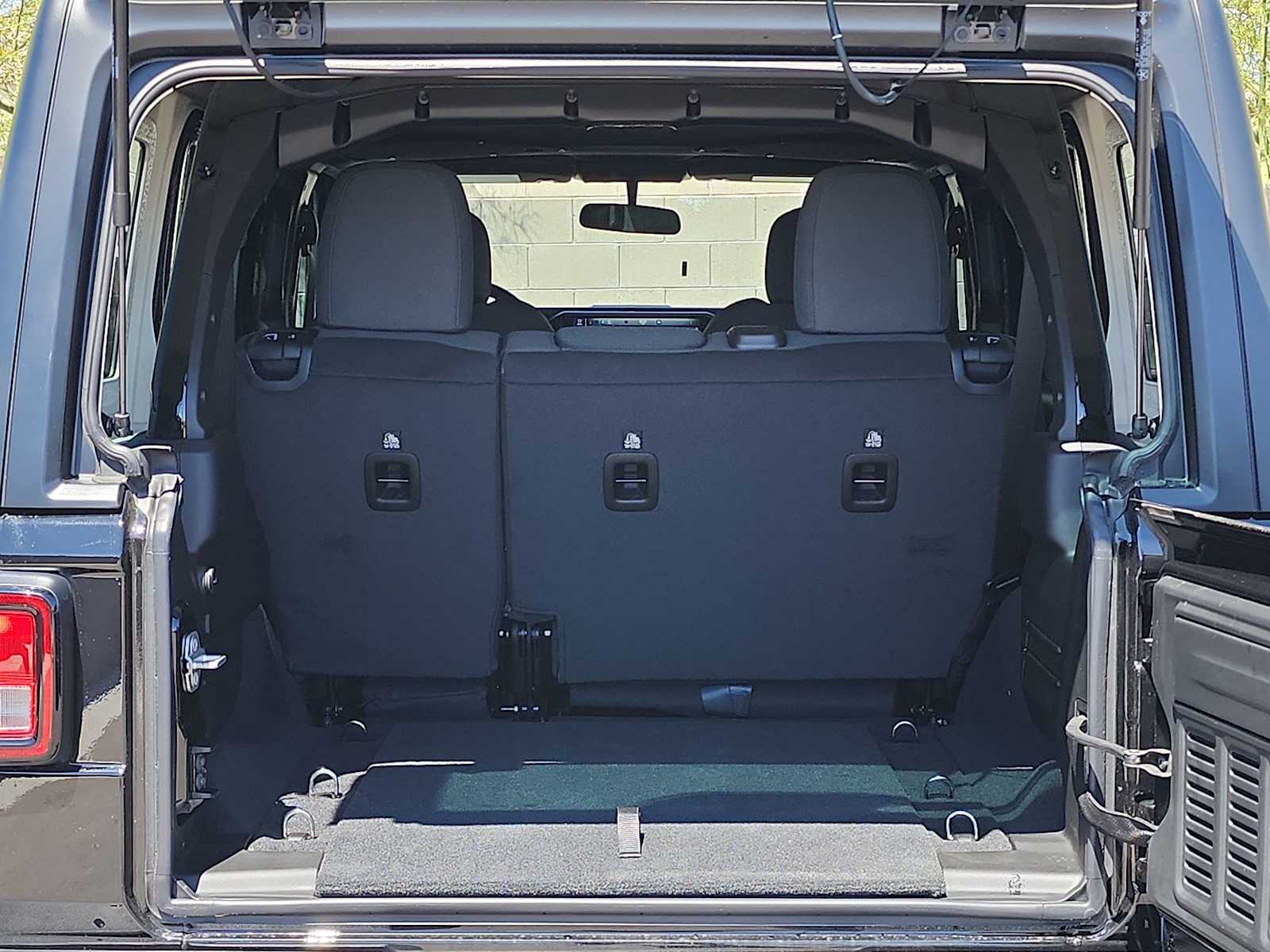 Thumbnail: 2026 Jeep Wrangler - 23