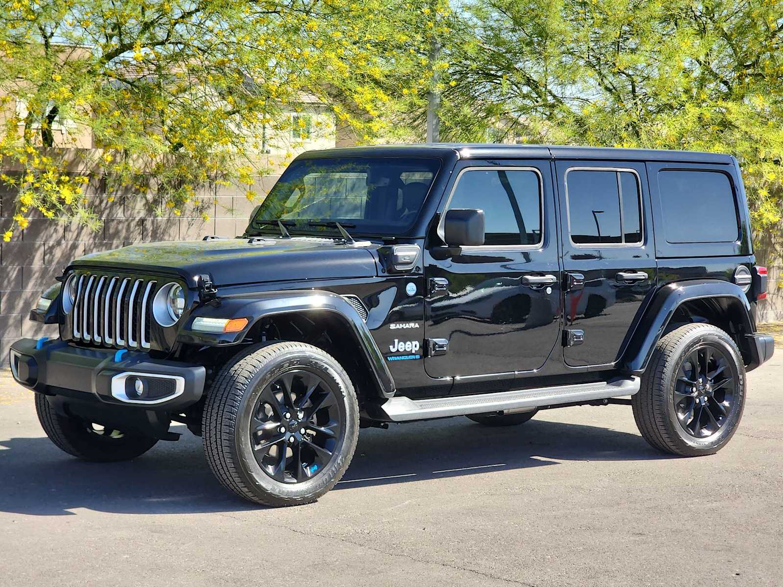 Thumbnail: 2023 Jeep Wrangler - 4