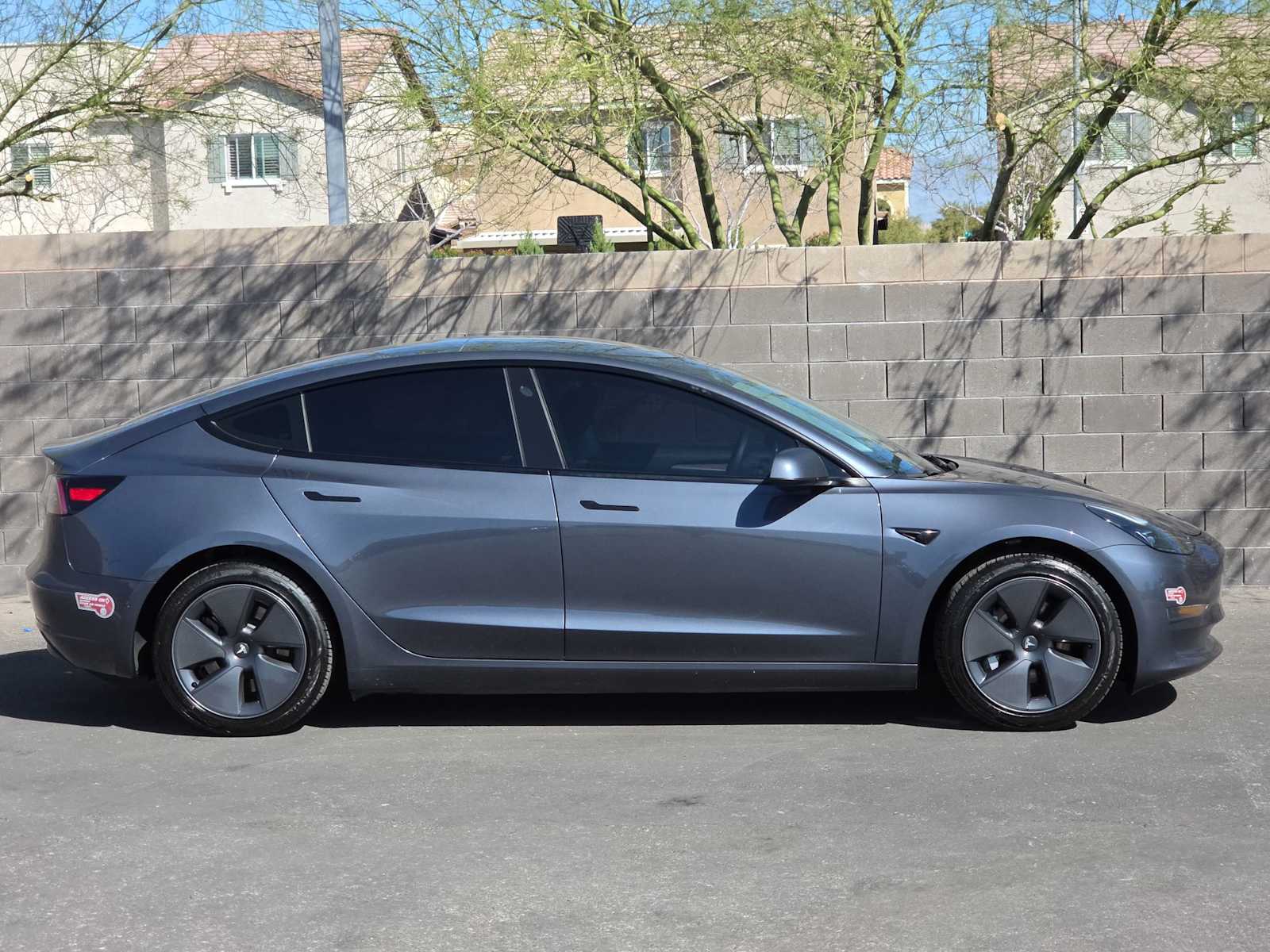Thumbnail: 2023 Tesla Model 3 - 10