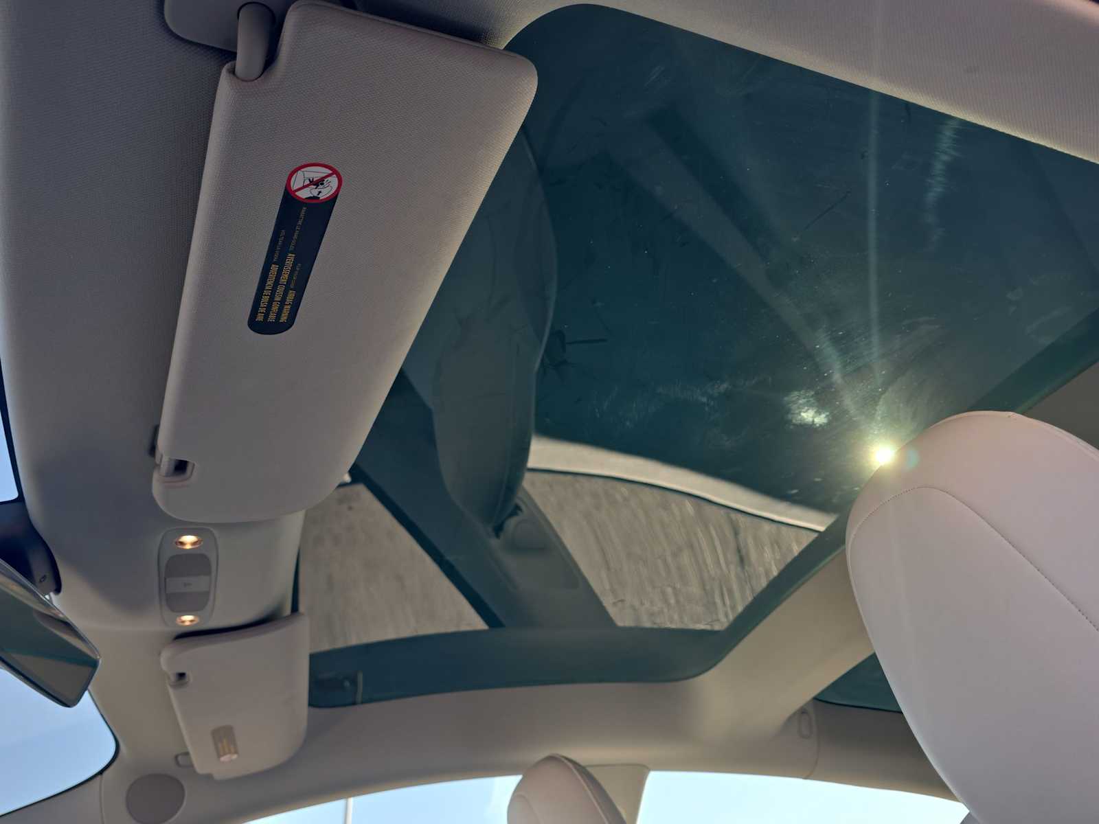 Thumbnail: 2022 Tesla Model 3 - 29